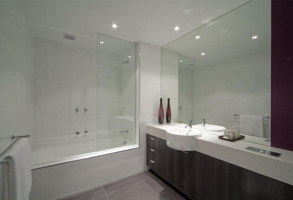 Tyrian Serviced Apartments Fitzroy Melbourne City Exterior foto